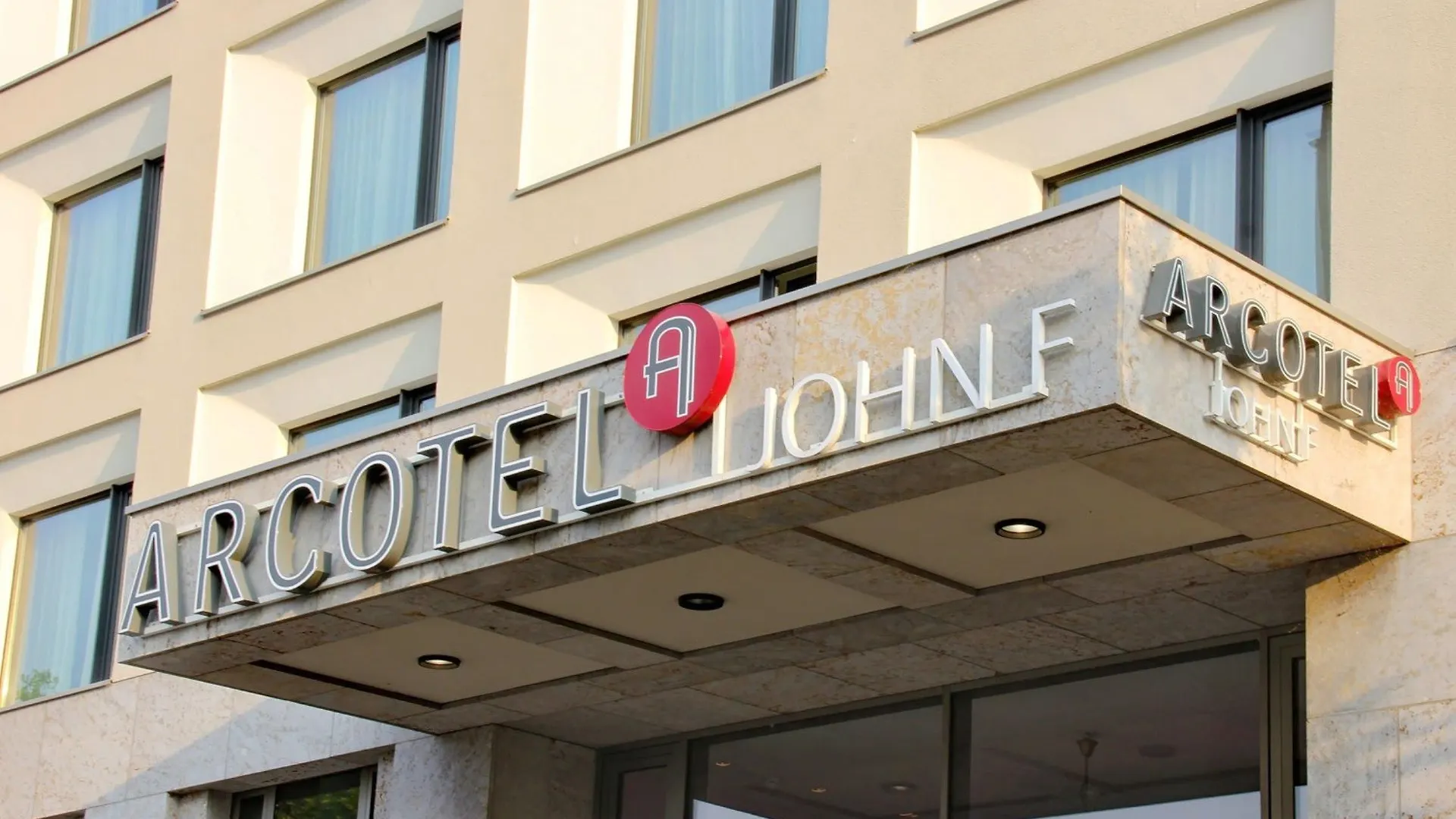 ARCOTEL John F - am Gendarmenmarkt Berlin 4*,