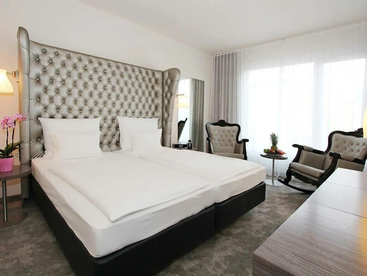Arcotel John F Berlin Germany